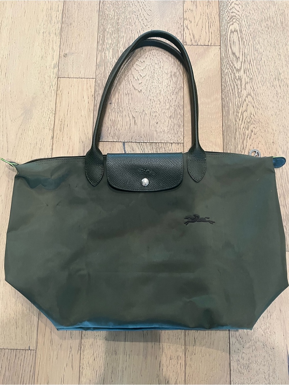 Longchamp green le pliage shopping shoulder bag